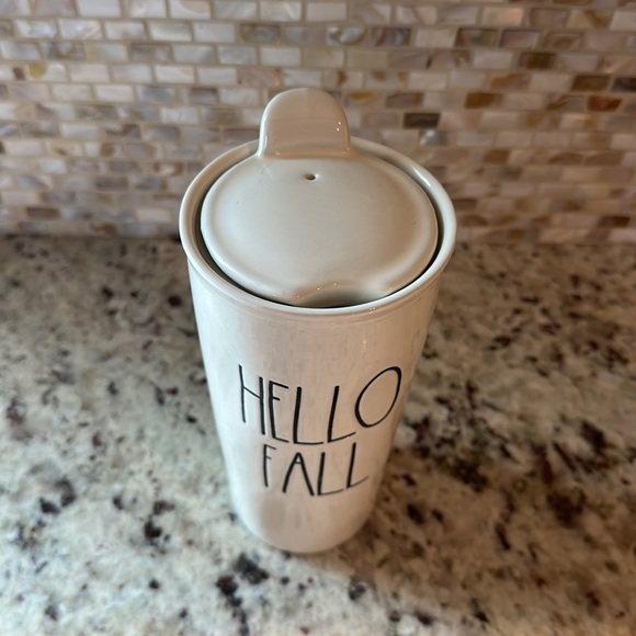 Rae Dunn Coffee Mug with Lid - Picture 2 of 4